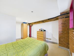 Bedroom- click for photo gallery